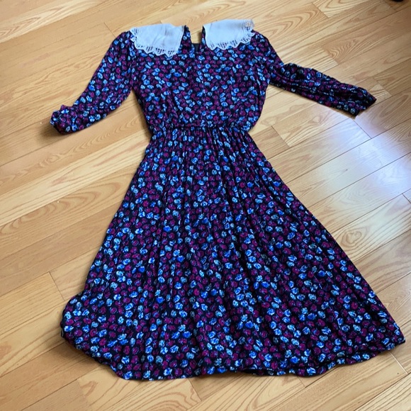 Vintage J.S.J. Flower Dress - Picture 14 of 16